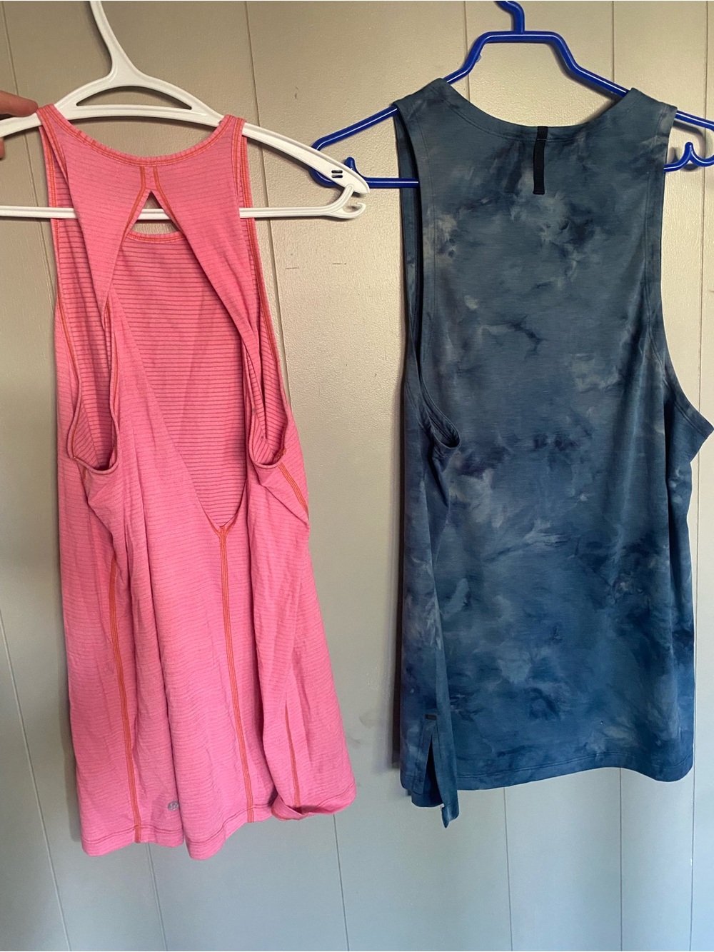 Lululemon Tank Tops - Picture 2 of 2